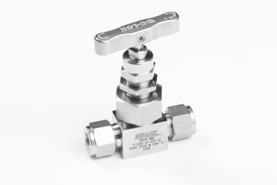 UNION BONNET NEEDLE VALVE, 3/8 IN. TUBE FITTING, ANGLE PATTERN, SS316/316L